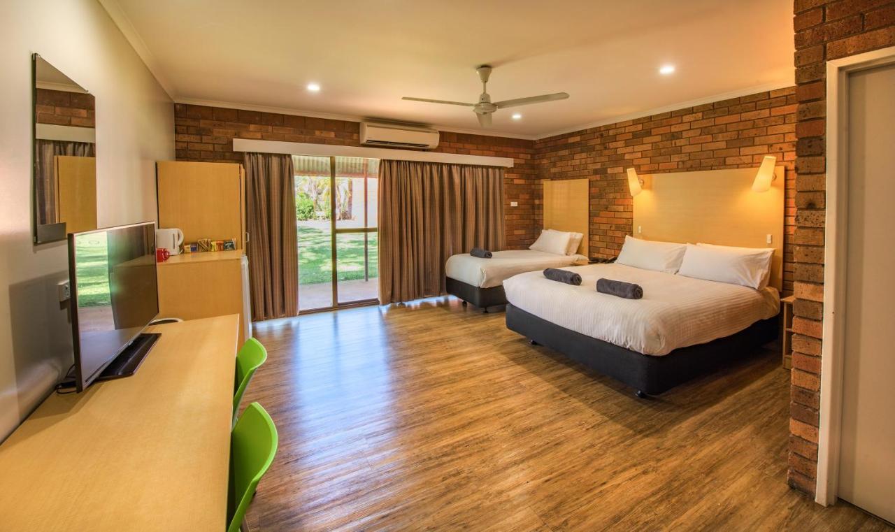 Contour Hotel Катерін Екстер'єр фото